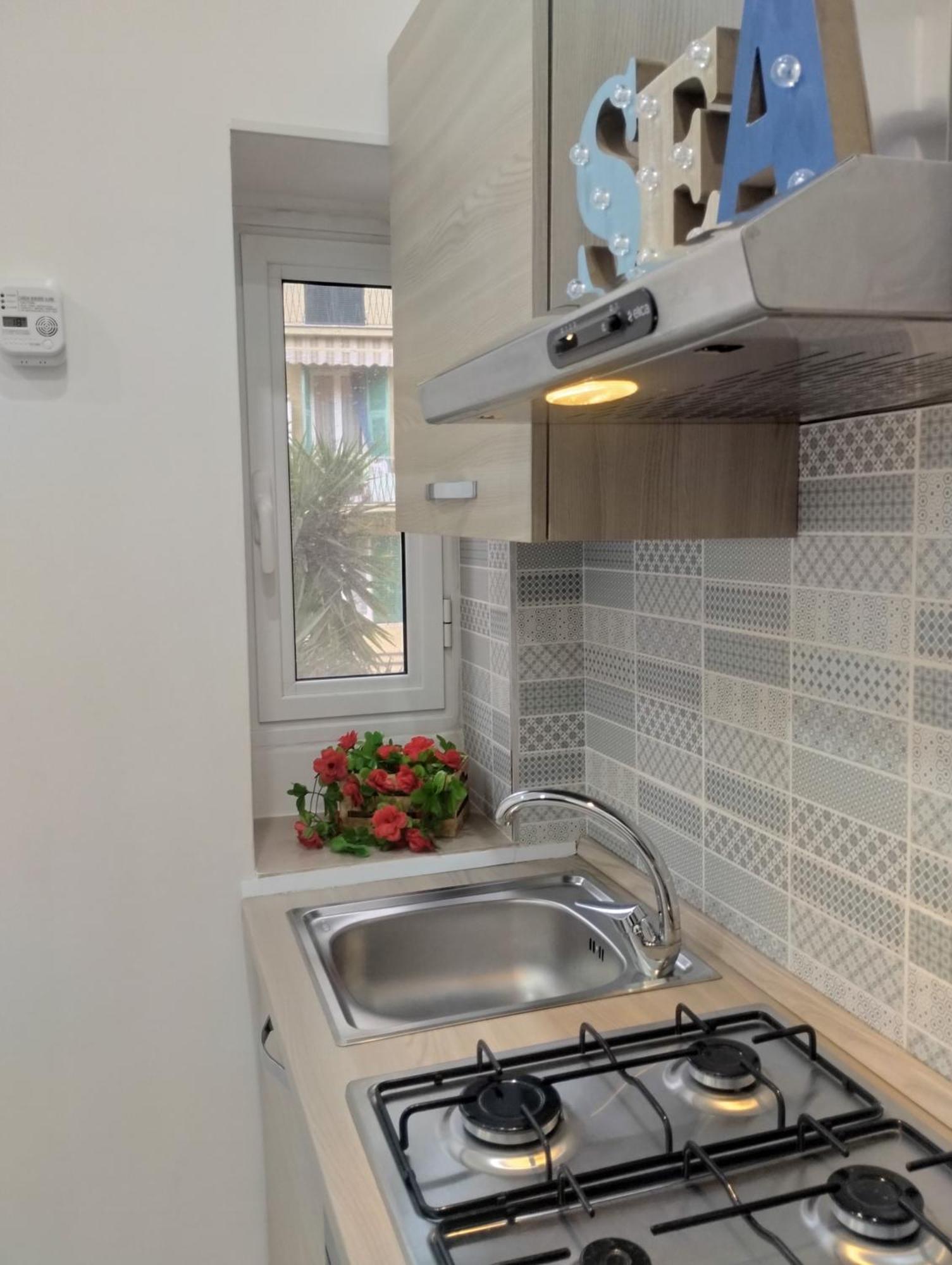 Casa Vacanze Andrea La Tua Base Per Visitare Il Mare Delle Cinque Terre Appartement La Spezia Buitenkant foto